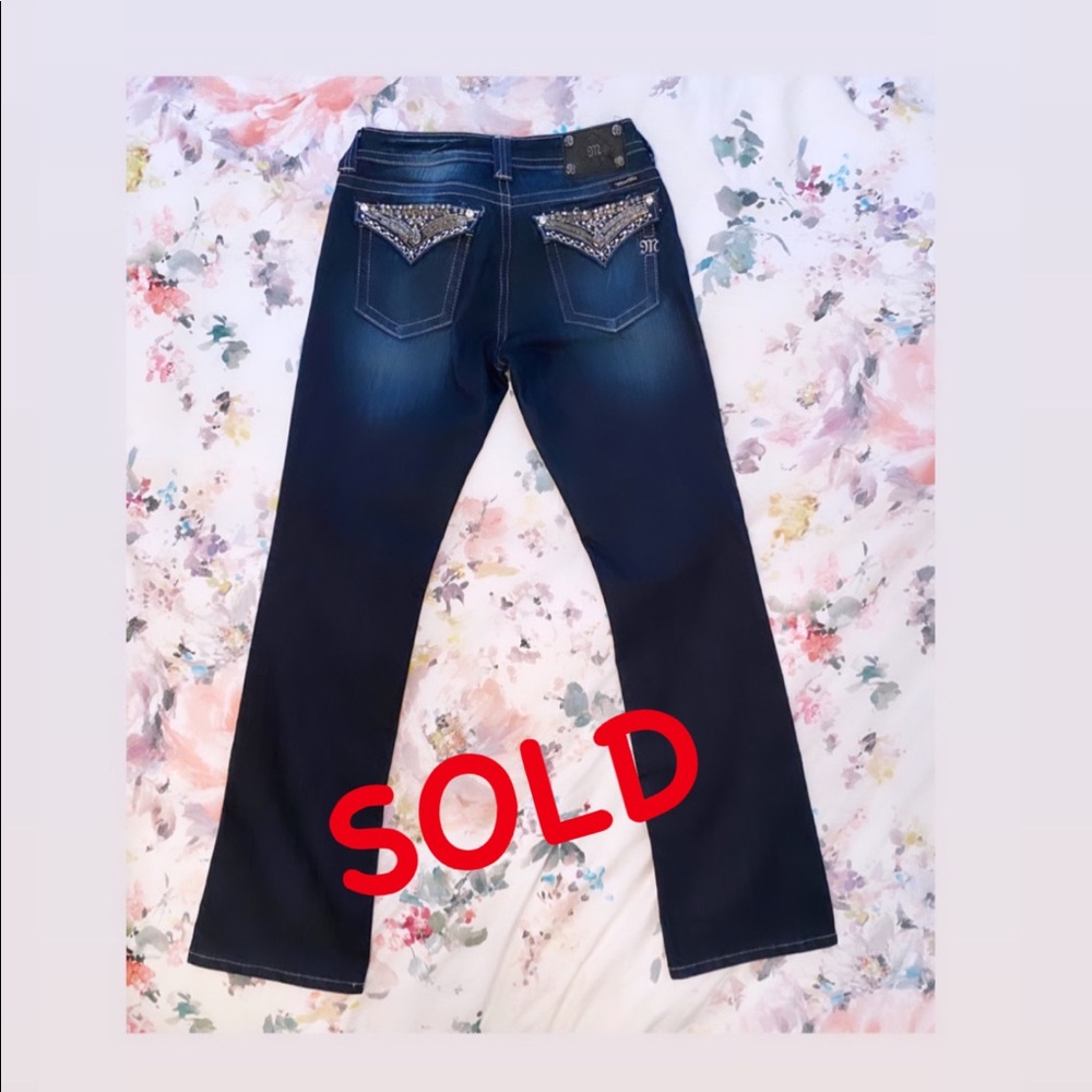 Jeans - Picture 2 of 14